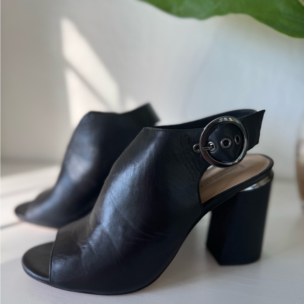 Antonio Melani Black Women's Block Heeled Sandals
